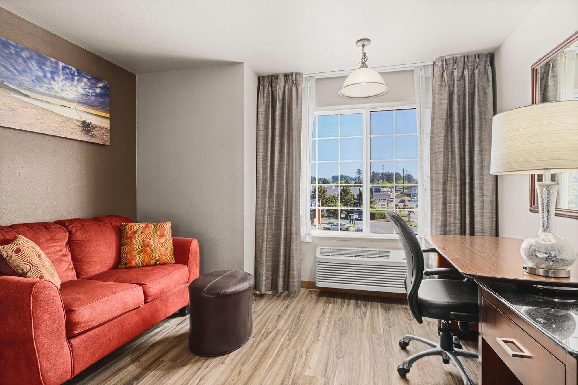 The Ashley Inn & Suites Lincoln City Exterior foto